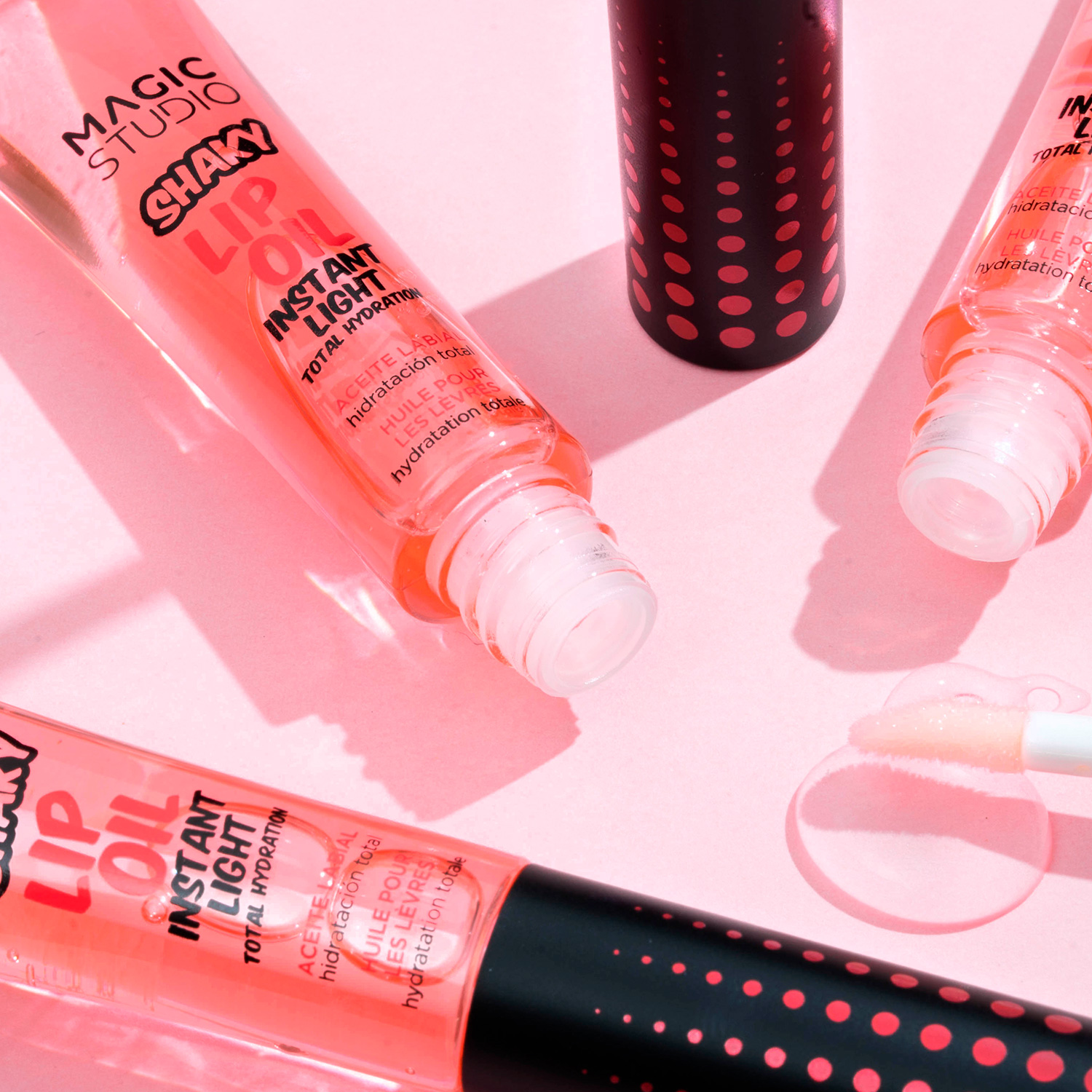 SHAKY LIP OIL INSTANT LIGHT MAGIC STUDIO
