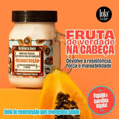 Frasco de manteiga vegetal para cabelo Be(M)dita Ghee com papaya e queratina vegetal e metade de uma papaya