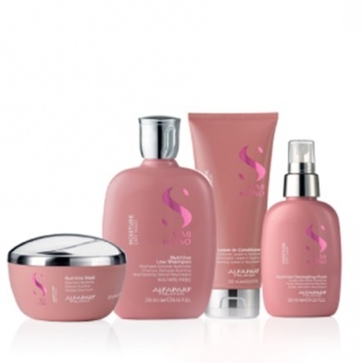 Conjunto de produtos para cabelo em recipientes rosas com tampa ou válvula prata