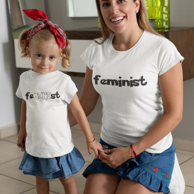 T-shirt - "Feminist"