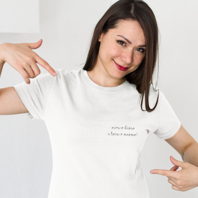 T-shirt Atitude - "vira o disco e toca o mesmo"