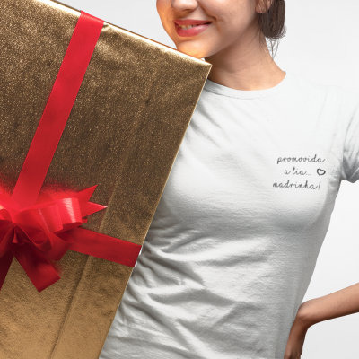 T-shirt - "promovida a tia... madrinha"