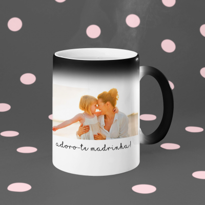 Caneca Mágica "Adoro-te Madrinha" - Personalizável