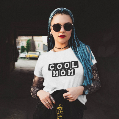 T-shirt - "Cool Mom"