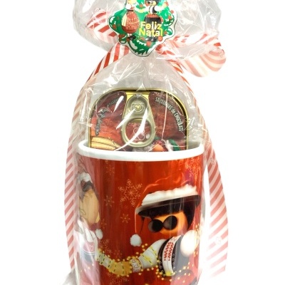 Caneca Minhotos com chocolates