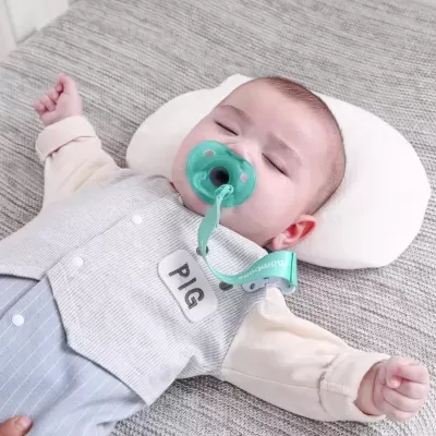 Conjunto de chupeta, estojo e prendedor (0-6m)