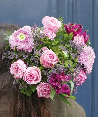 BOUQUET DE FLORES - SÃO PETERSBURGO BOUQUET DE FLORES - SÃO PETERSBURGO