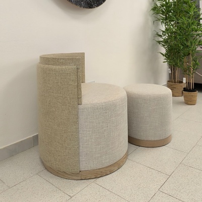 Cadeirão redondo com puff GP367118