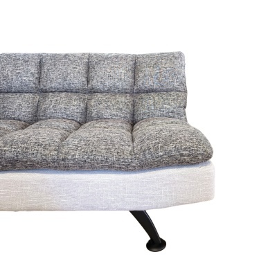 Sofá cinzento com base branca e pernas pretas