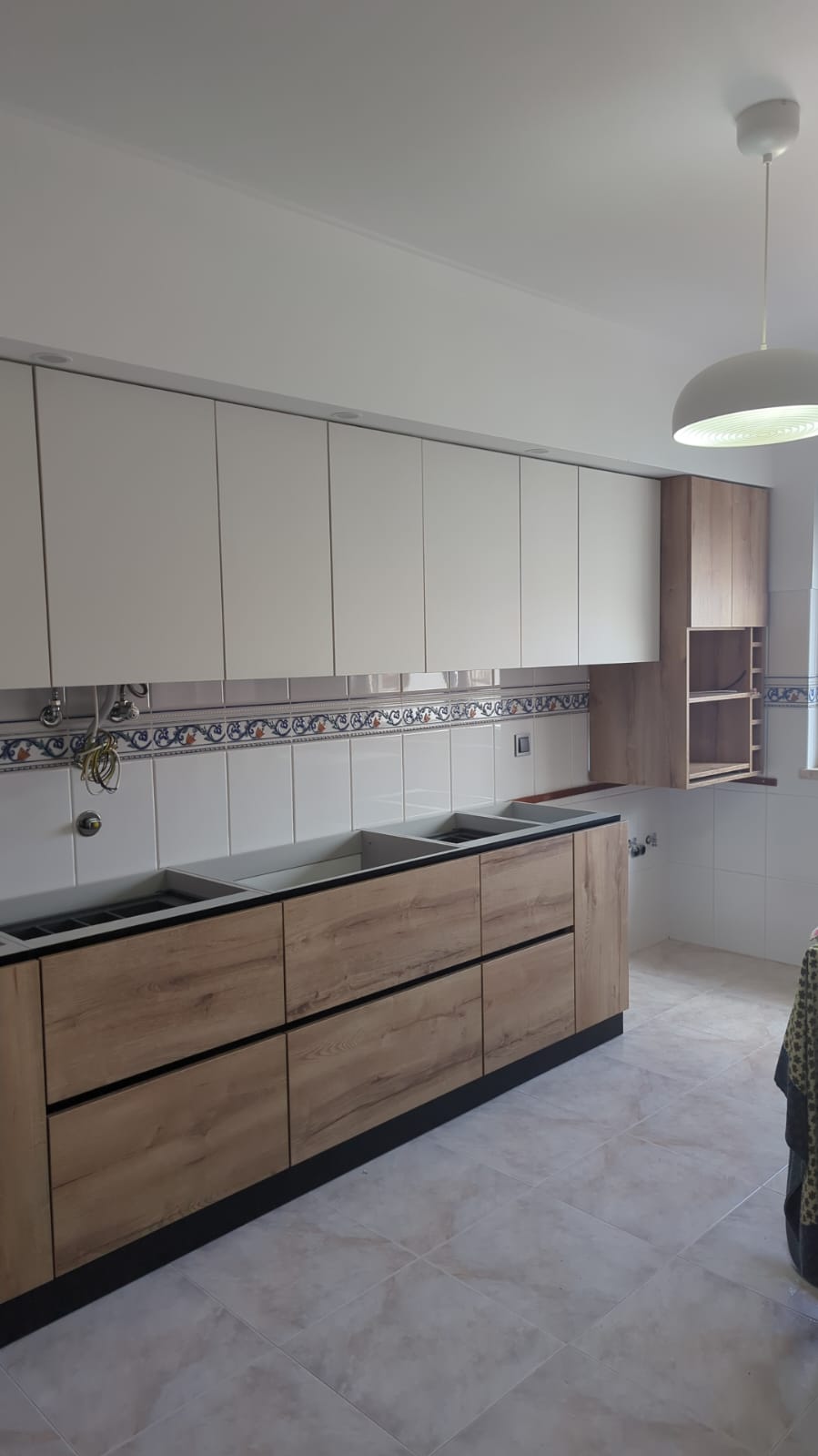 Cozinha&#x20;Bege&#x20;e&#x20;Carvalho&#x20;N&#x00F3;rdico