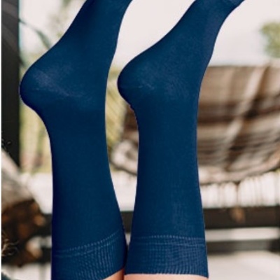 Meias de altura média 70% algodão 28% poliester 2% elastano de 450Grs.