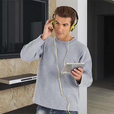 Sweatshirt 65% Poliéster, 35% Algodão. Felpa Cardada dentro 295 grs/m2