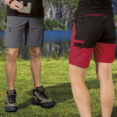 Calções 50% poliamida 40% Poliéster 10% Elastano.