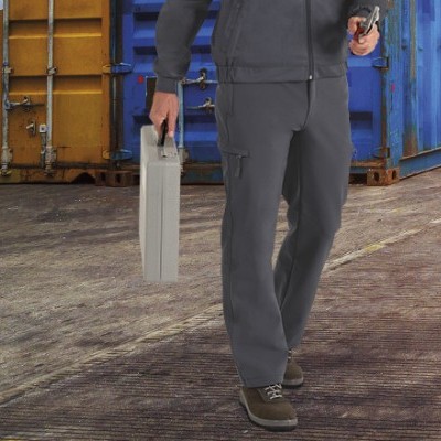 Calça softshell 85% Poliamida 10% PU 5% Elastano