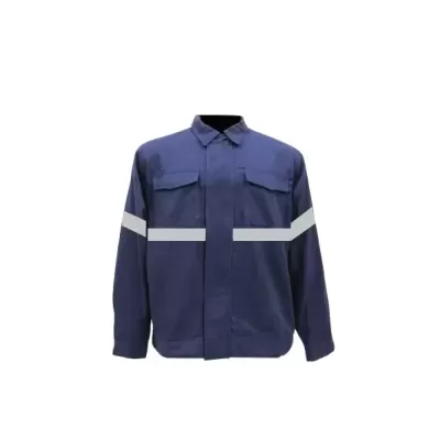 Casaco em sarja;  100% Algodão de 240 g.