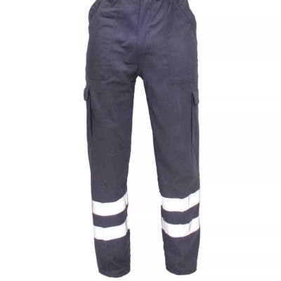 Calça Multi-bolsos  100% Algodão;  Sarja de 240 g.;