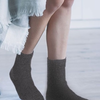 Meias térmicas cor única 85% poliester 10% elastano 5% poliamida  800Grs.