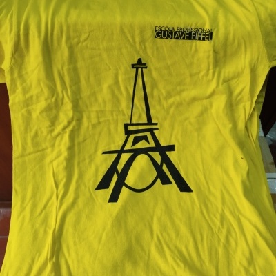 T-shirts 100% algodão com logo