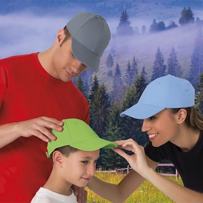 Bonés 100% algodão penteado. Sarja 270 grs/m2. 6 painéis Desde 1,99?