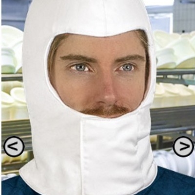 Balaclava Exterior com tecido de sarja 65% poliéster / 35% algodão. Interior com tecido de lã 100% poliéster 200 grs/m2