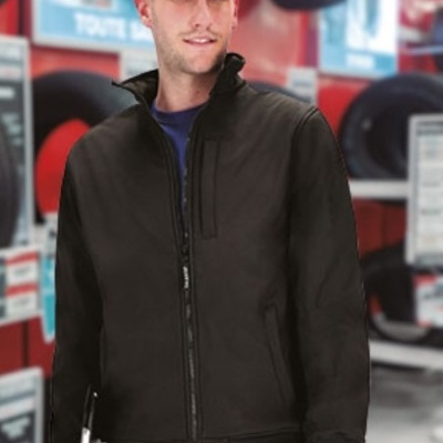 Casaco softshell multibolsos 85% poliamida 10% poliuretano 5% elastano