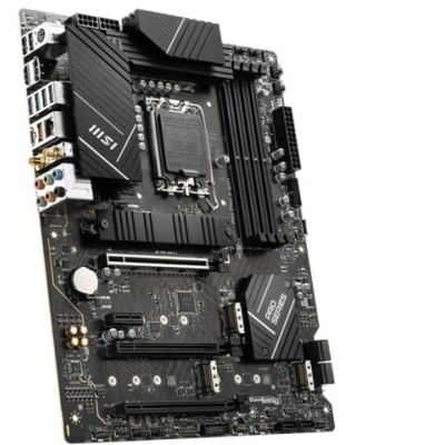 Placa-mãe MSI preta com dissipadores e múltiplas conexões