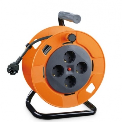 Extensão 4 Tomadas c/ Enrolador (3x 1,5 mm2) - 25 mts