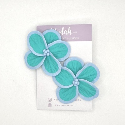 Flor grande - verde água e azul claro