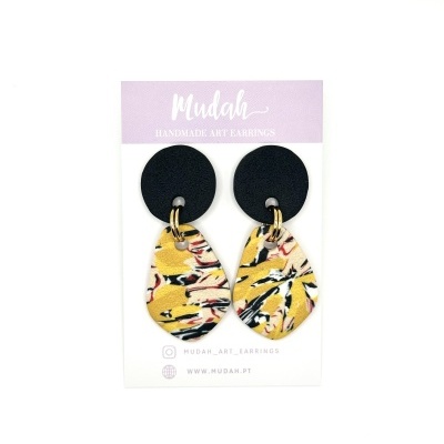 Alice - preto e padrão amarelo mostarda