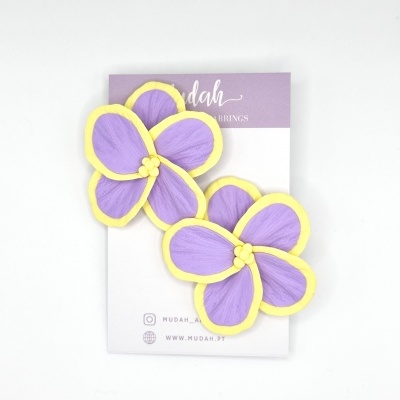 Flor grande - lilás e amarelo limão