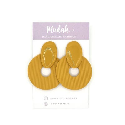 Carol - amarelo mostarda