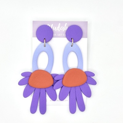 Madalena - roxo, azul e tijolo