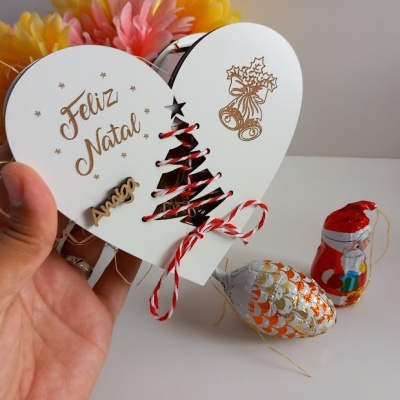 Caixa coração 12 cm com chocolates