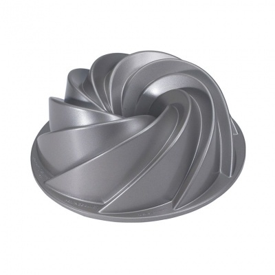 Forma Swirl Heritage Bundt Pan - Nordic Ware