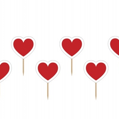 Palitos decorativos com corações vermelhos