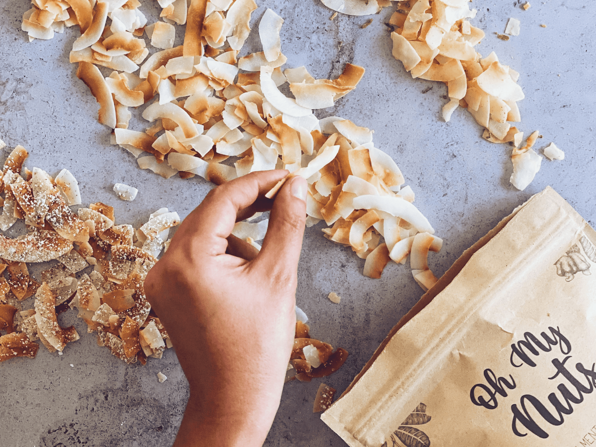 Como fazer Snacks de Coco Laminado - Receita da Maria Como fazer Snacks de Coco Laminado - Receita da Maria