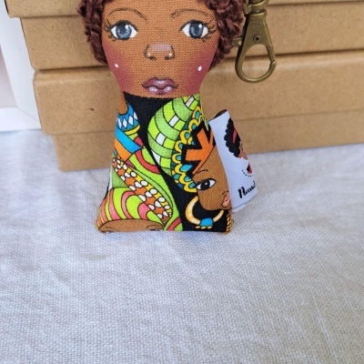 Porta-Chaves Boneca – Energia Africana