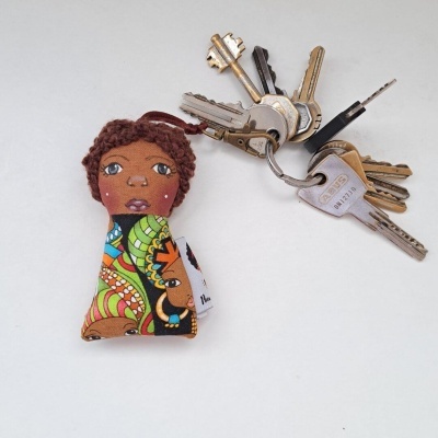 Porta-Chaves Boneca – Energia Africana