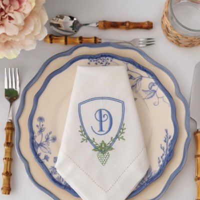 Conjunto de 4 Guardanapos com Monograma em Moldura com Uvas