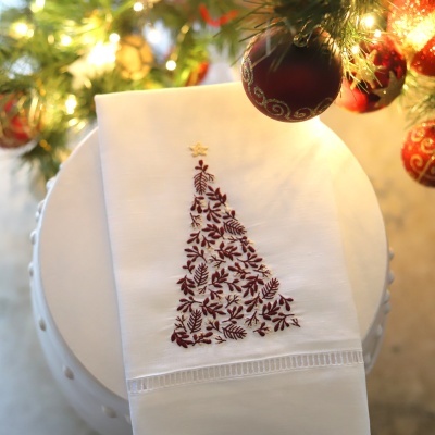 Toalha Árvore com Raminhos