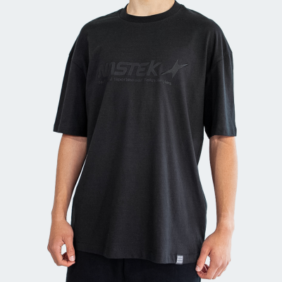 𝙉𝙎𝙆 𝙏-𝙎𝙃𝙄𝙍𝙏™𝘖𝘝𝘌𝘙𝘚𝘐𝘡𝘌𝘋 PRETO TOTAL