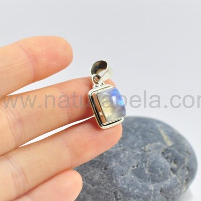 Pendente em Prata Pedra da Lua Extra Pendente em Prata Pedra da Lua Extra