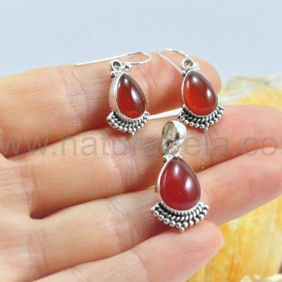 Brincos lágrima em Prata com Cornalina Brincos lágrima em Prata com Cornalina