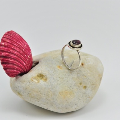 Anel em Prata com Granada Anel em Prata com Granada