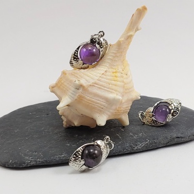 Pendente do signo Peixes com bola