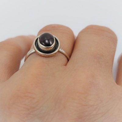 Anel em Prata com Granada Anel em Prata com Granada