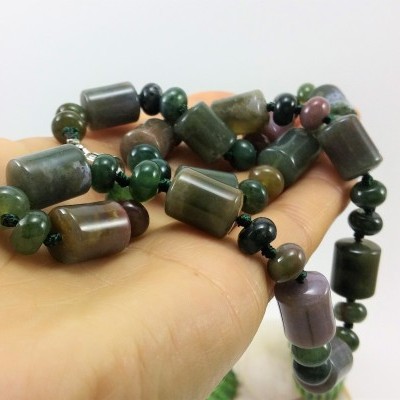 Colar de Ágata Verde Colar de Ágata Verde