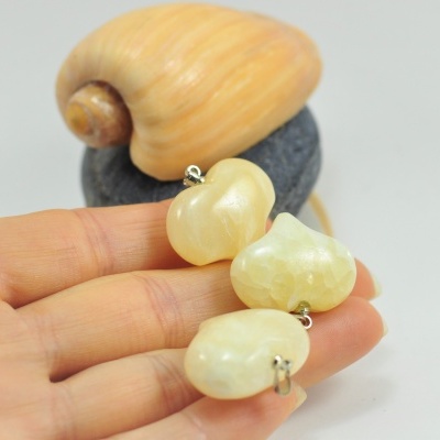 Pendente coração de Calcita Amarela Pendente coração de Calcita Amarela