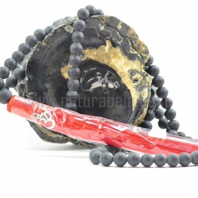 Japamala de Pedra Bian 8mm com símbolo OM Japamala de Pedra Bian 8mm com símbolo OM