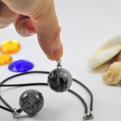 Pendente Esfera Quartzo Turmalinado em PRATA Pendente Esfera Quartzo Turmalinado em PRATA